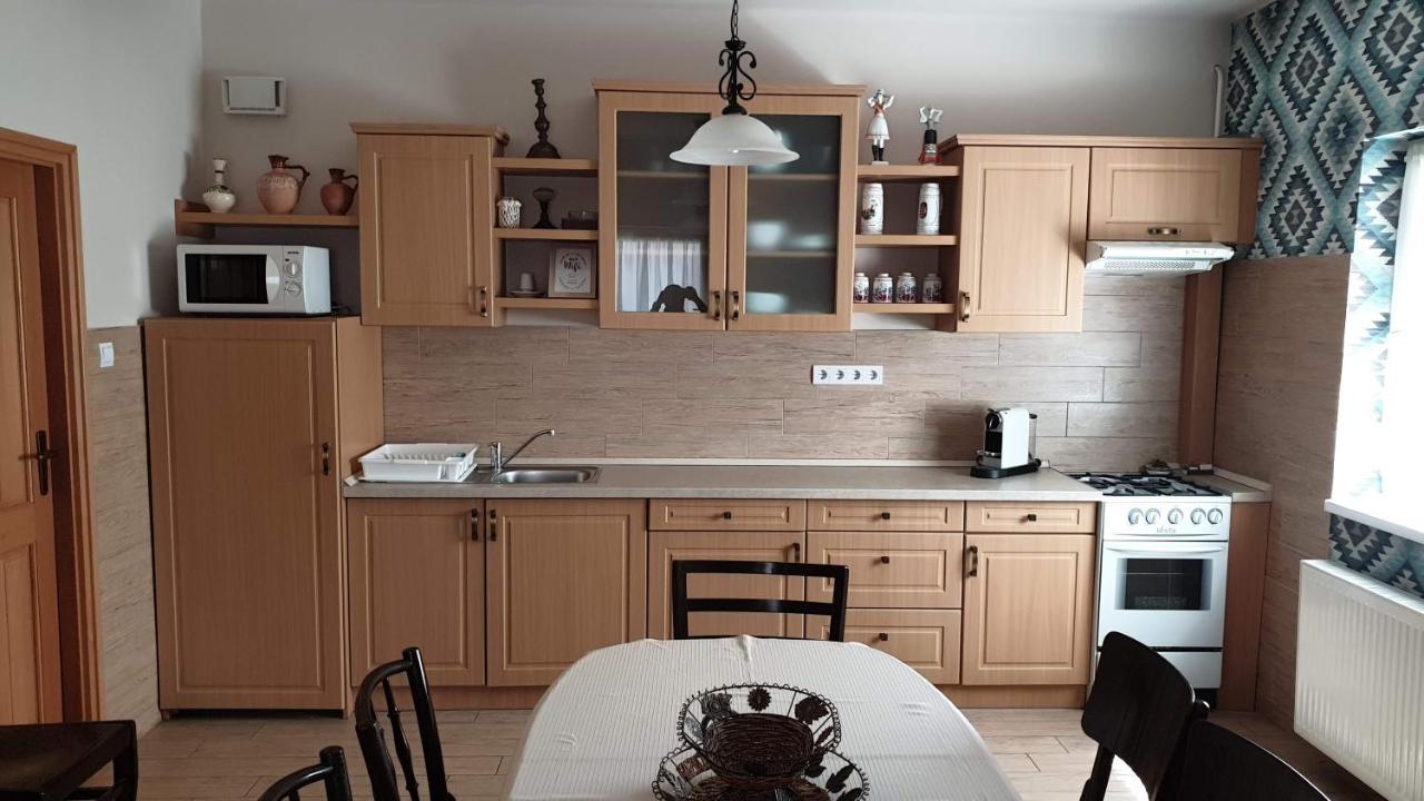 Keller Apartmanok Hajdúszoboszló Zewnętrze zdjęcie