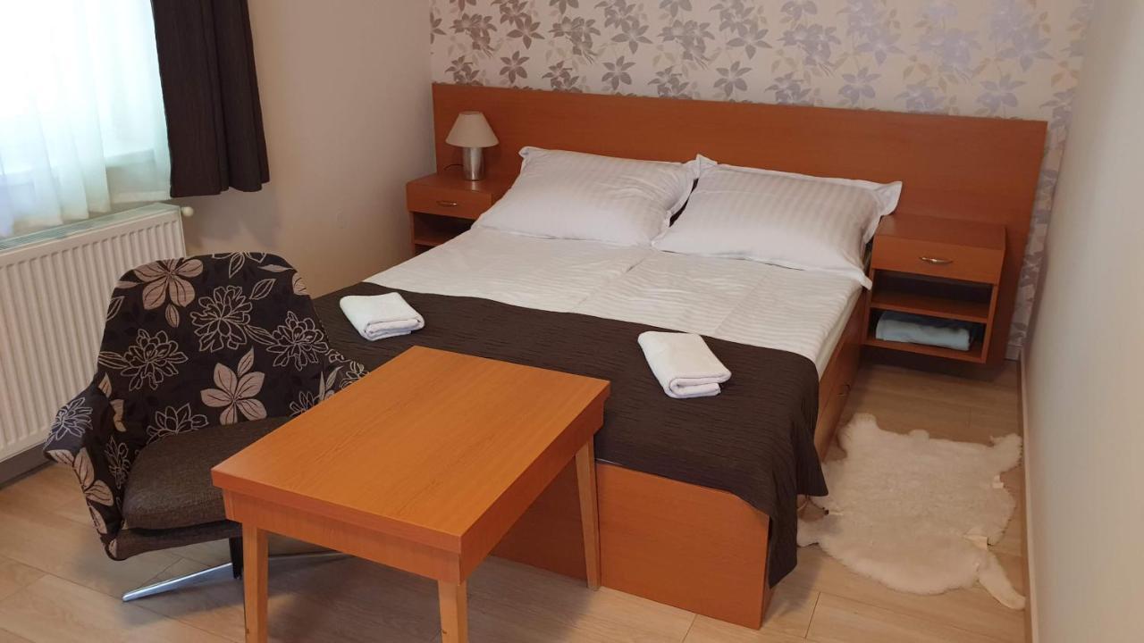 Keller Apartmanok Hajdúszoboszló Zewnętrze zdjęcie