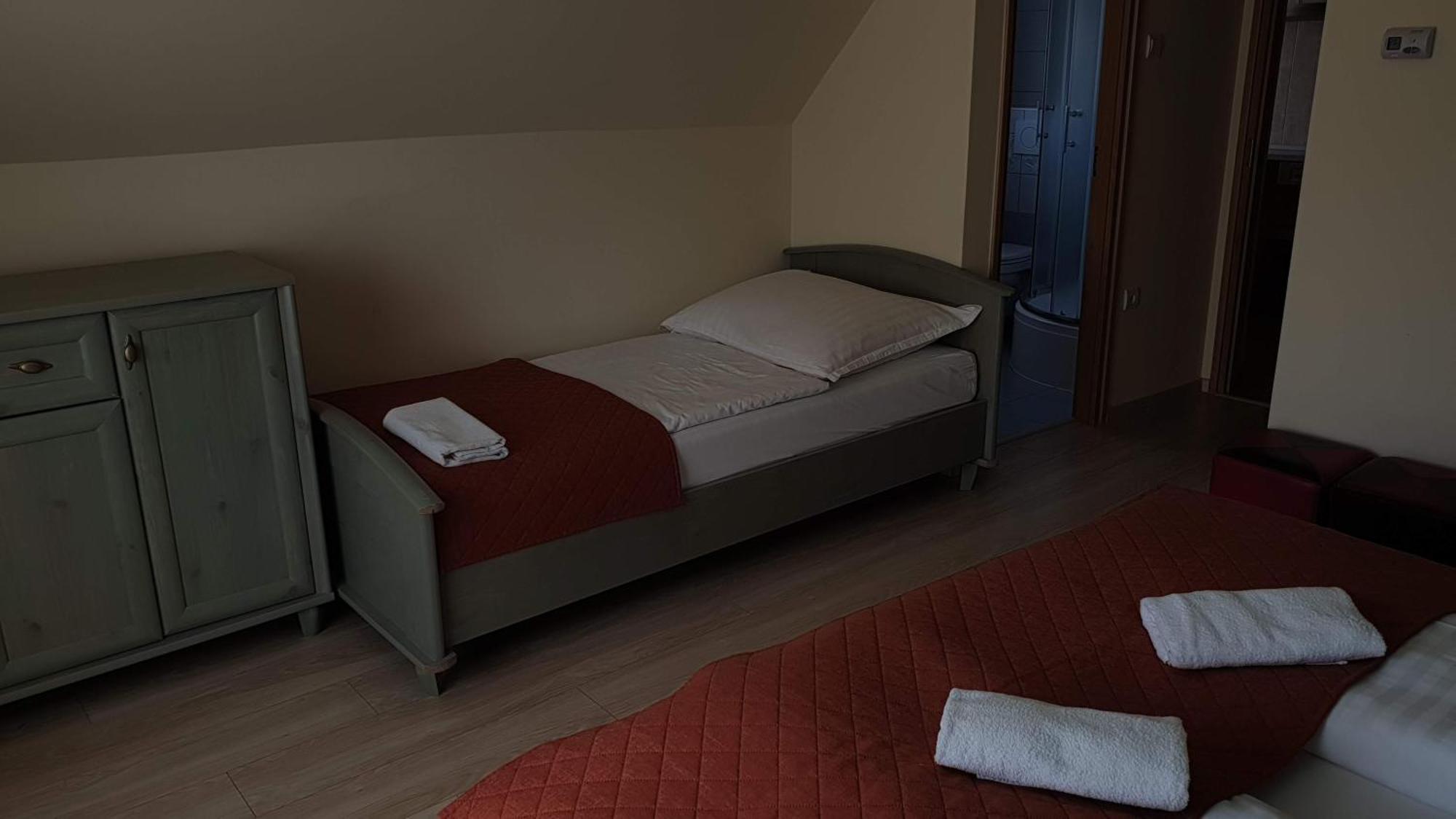 Keller Apartmanok Hajdúszoboszló Pokój zdjęcie